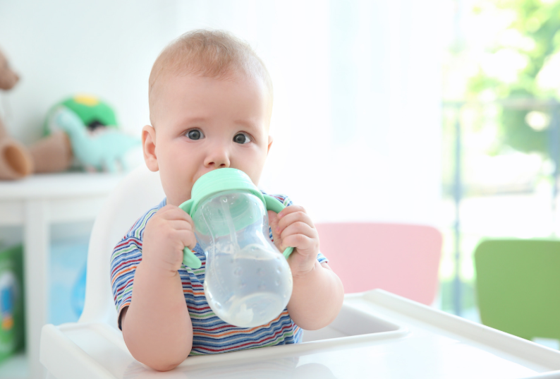 Acqua per Neonati: L’Importanza della Purezza e i Vantaggi di un Depuratore Domestico